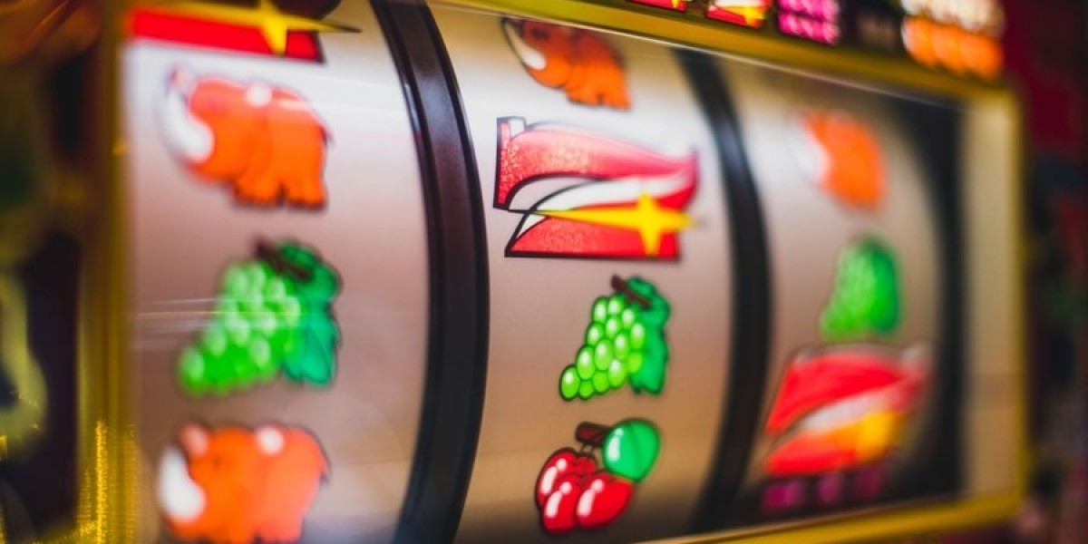 Spin the Reels of Fortune: The Ultimate Guide to Online Slots Delight