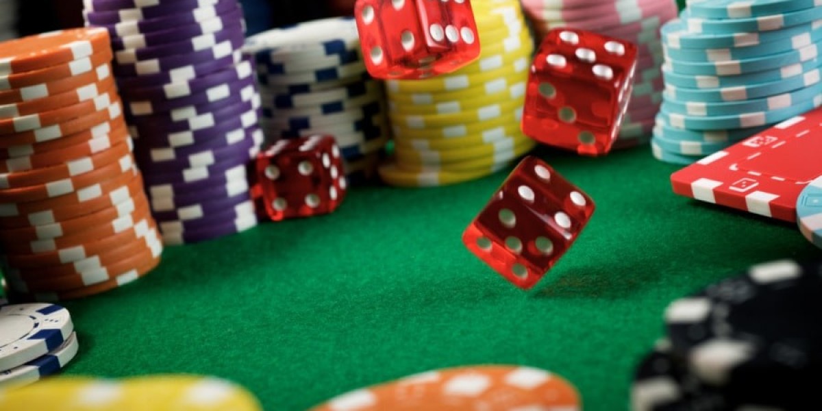 Rolling the Dice and Taking Chances: Navigating the Galaxy of Casino Sites